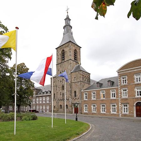 Abdij Hotel Rolduc ケルクラーデ エクステリア 写真