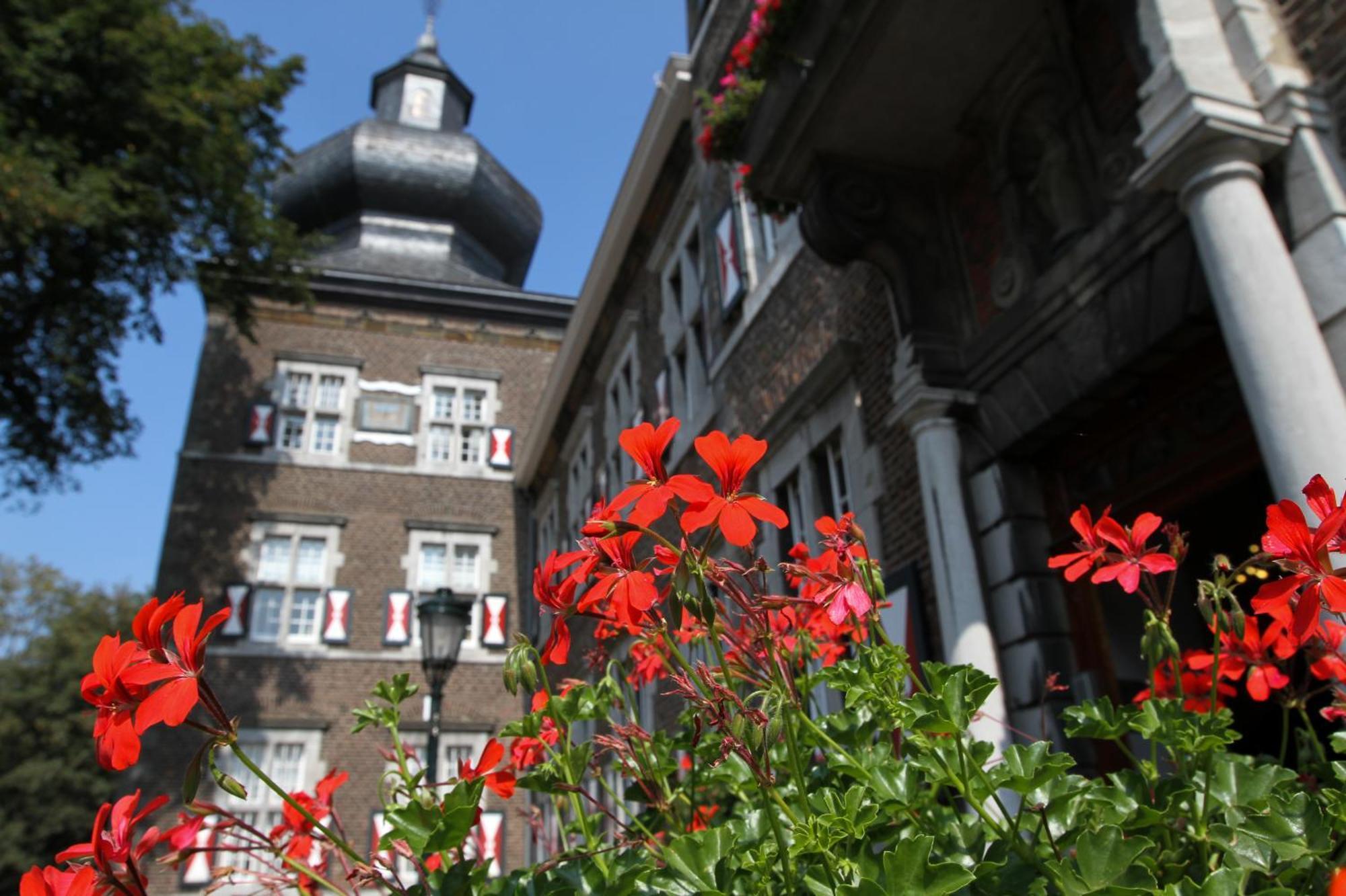 Abdij Hotel Rolduc ケルクラーデ エクステリア 写真