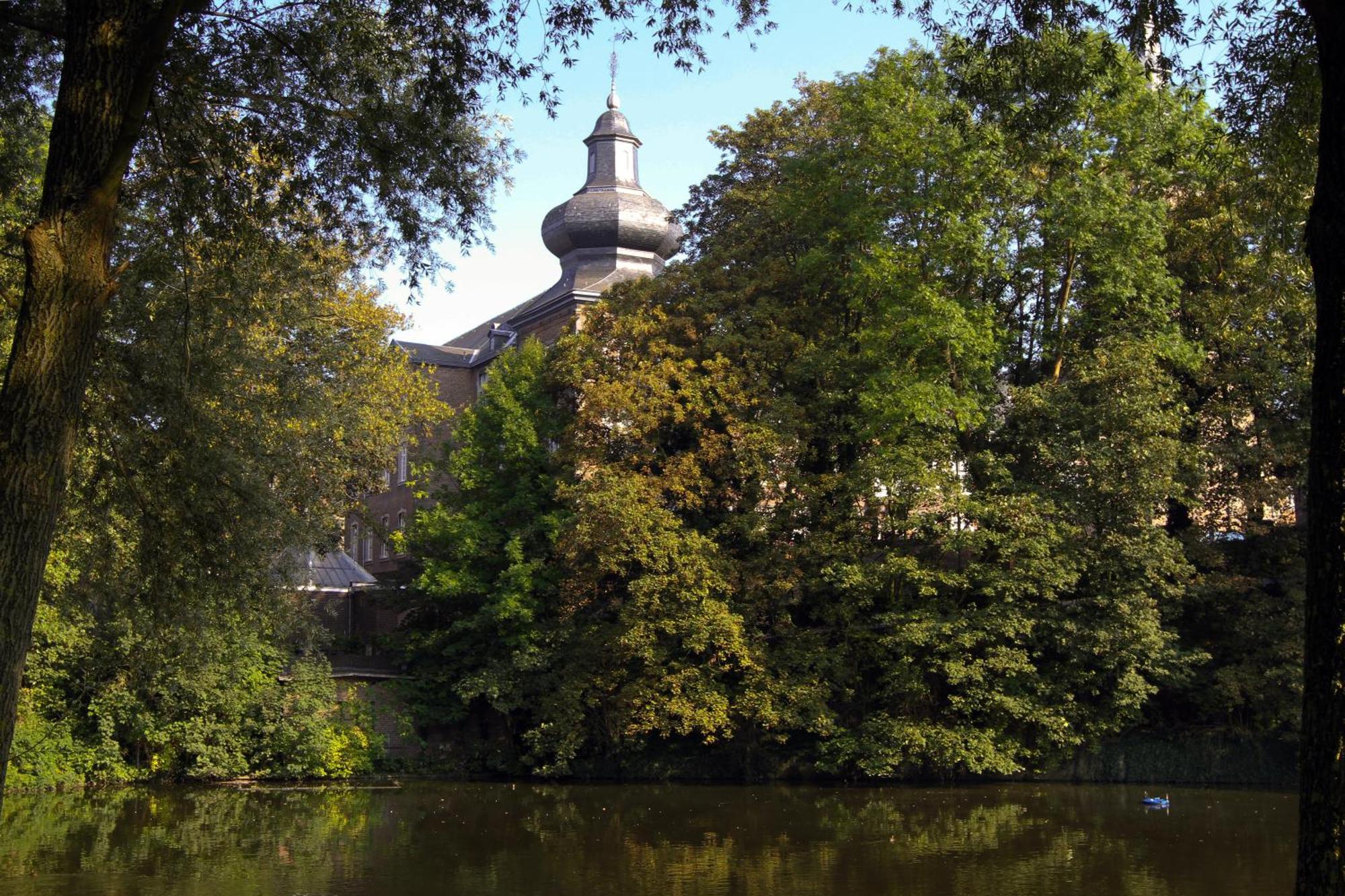 Abdij Hotel Rolduc ケルクラーデ エクステリア 写真