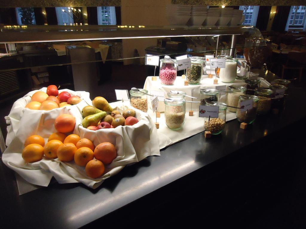 Abdij Hotel Rolduc ケルクラーデ エクステリア 写真
