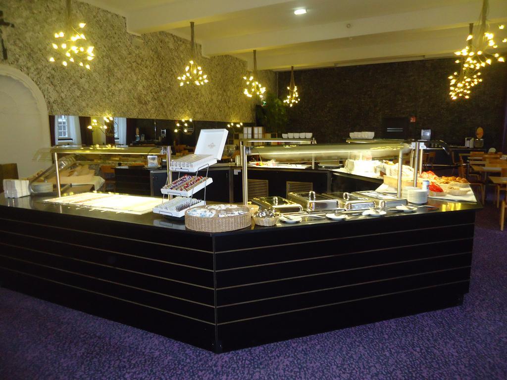 Abdij Hotel Rolduc ケルクラーデ エクステリア 写真