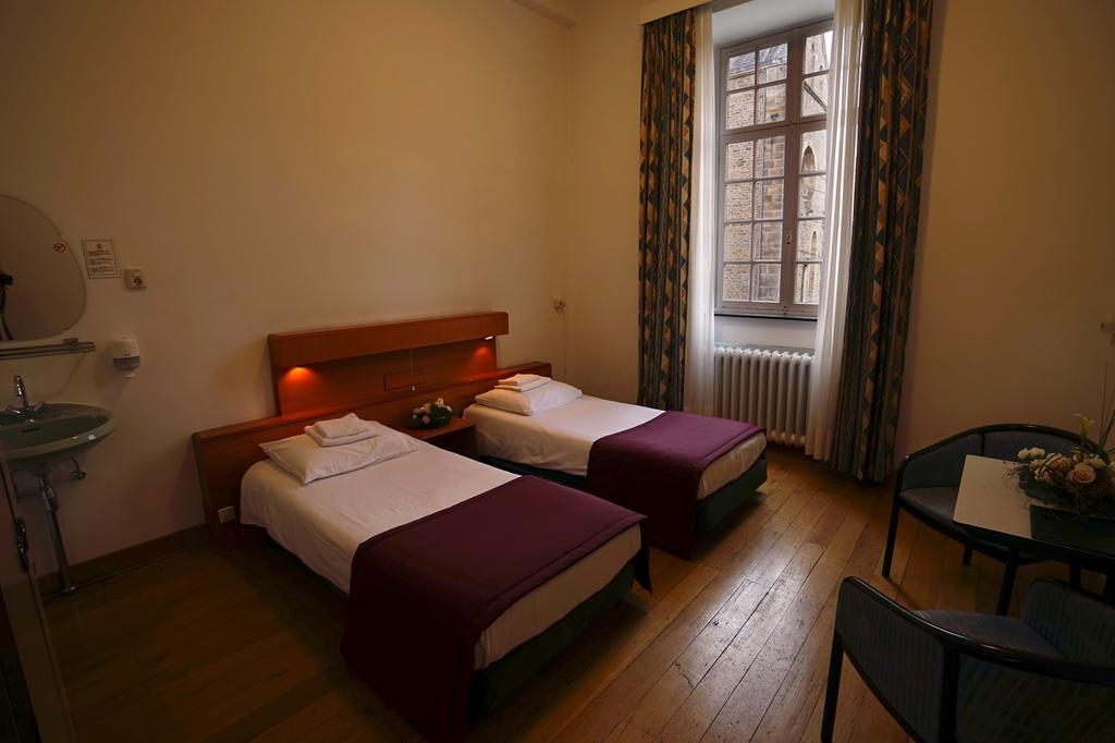 Abdij Hotel Rolduc ケルクラーデ エクステリア 写真